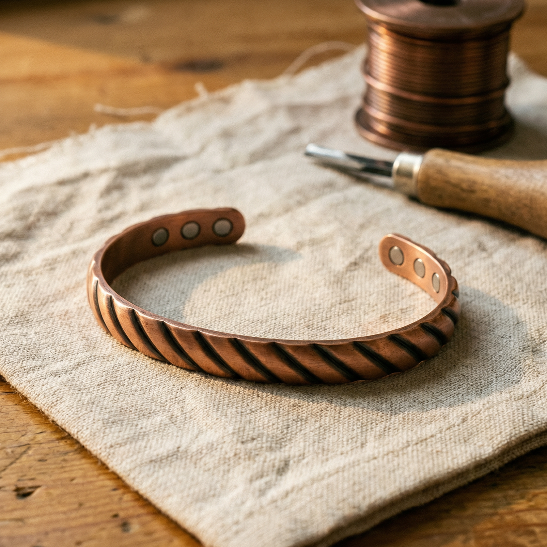 Yvonne's Doorn Koperen Armband